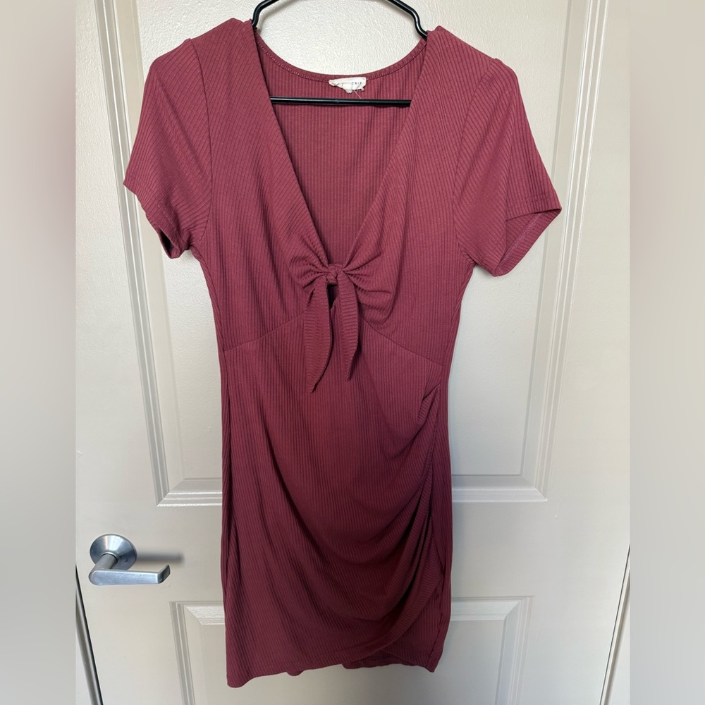 Ribbed Knot-Front Dress in Burgundy